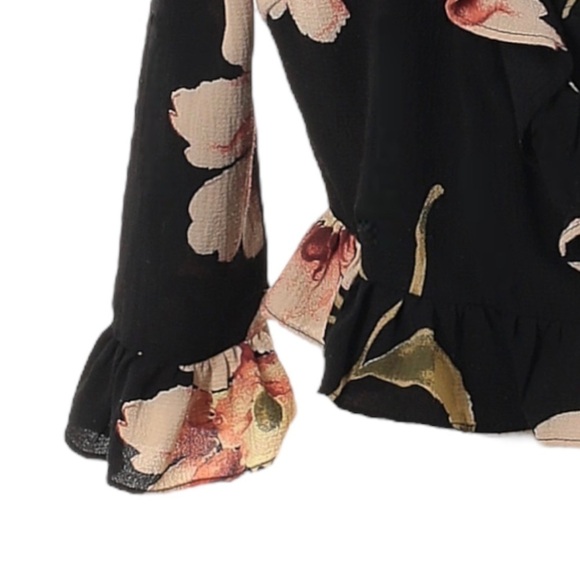 LF Seek The Label Floral Boho Black Ruffled Faux Wrap Crepe Crop Top Size S - Picture 5 of 11